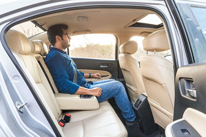 Skoda Slavia vs Honda City comparison 